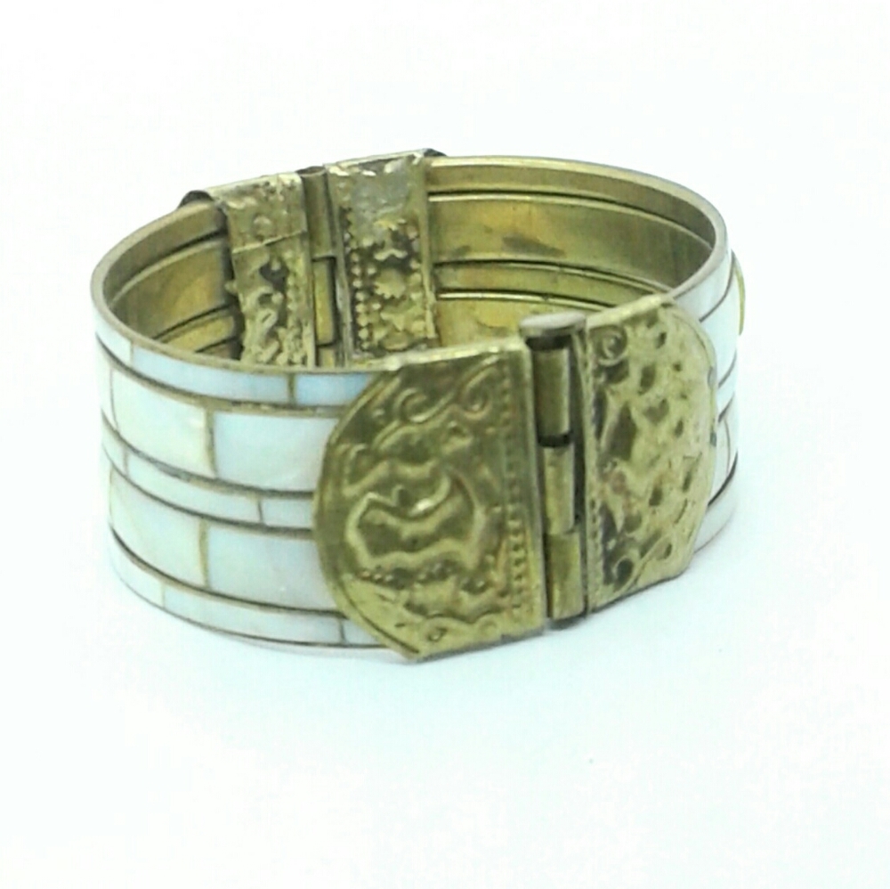 VINTAGE MOP BOHEMIAN STYLE BRACELET